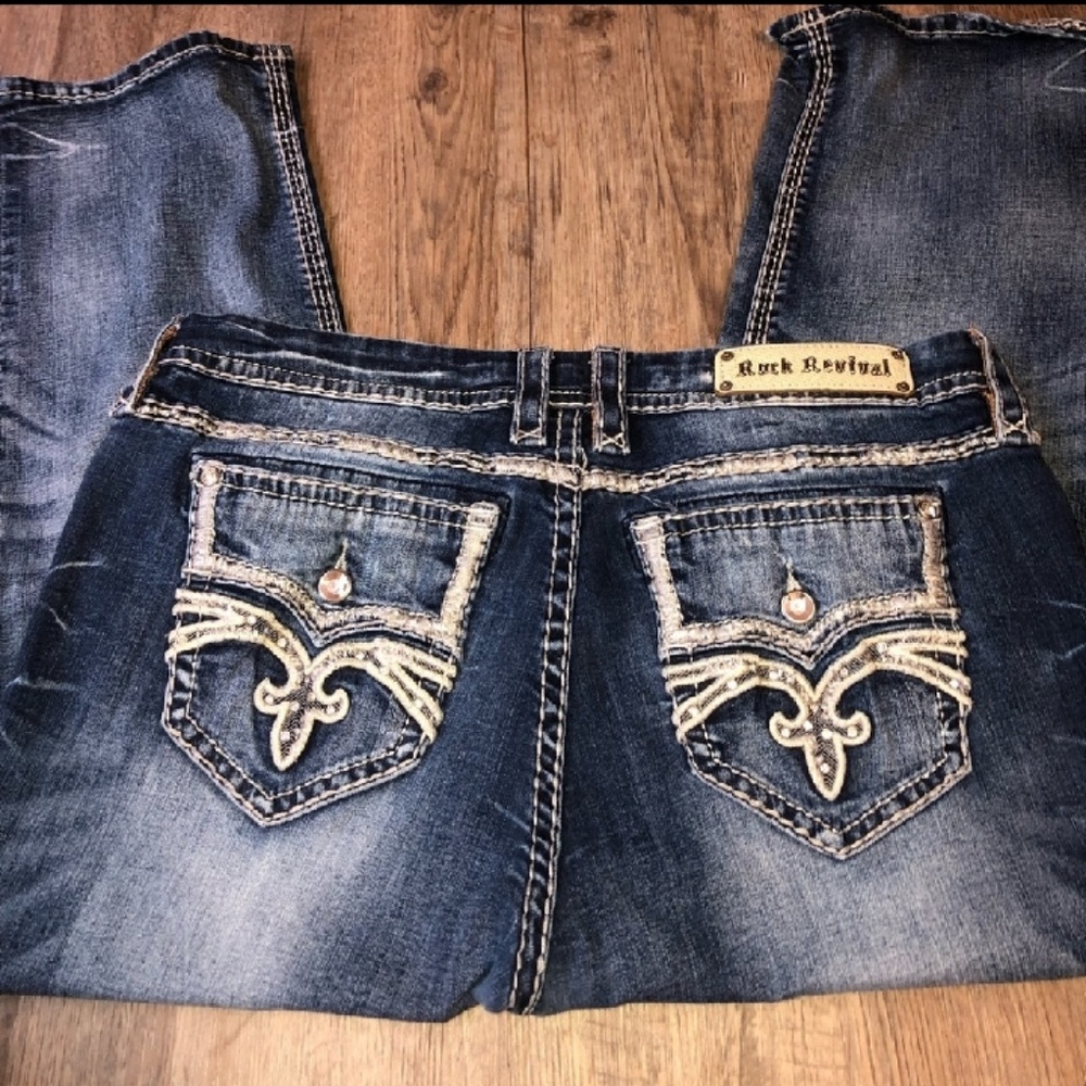 Easy Capri Rock and Revival jeans💗